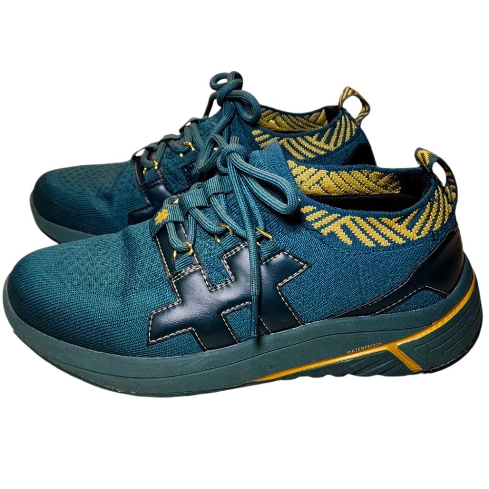 # rens Nomad Waterproof Coffee Sneaker Mens Sz 7.5, Women’s Sz 8.5